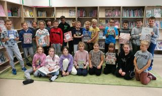 zdjęcie do artykułu: Ogólnopolski dzień głośnego czytania w szkolnej bibliotece