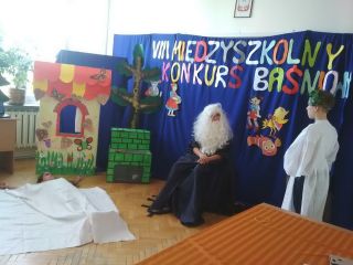 zdjęcie do artykułu: Wyniki międzyszkolnego konkursu: Moja ulubiona postać z baśni i mitów - podwójny sukces uczniów kółka teatralnego!