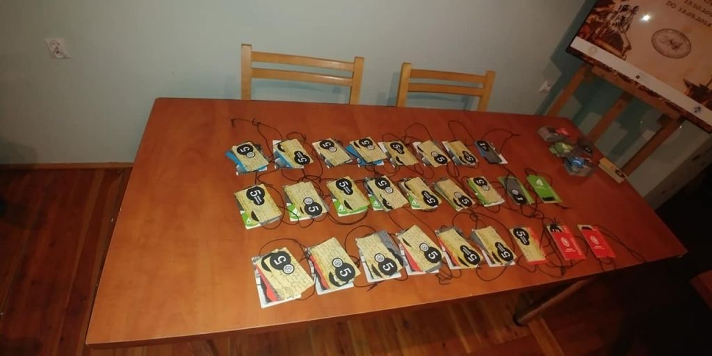 3