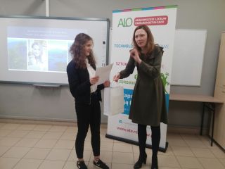 zdjęcie do artykułu: I miejsce Aleksandry Malinowskiej z klasy 3BG w Wojewódzkim Konkursie Literackim Bądź jak Beata Pawlikowska