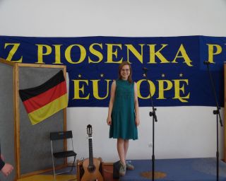 zdjęcie do artykułu: XVI Wojewódzki Konkurs Piosenki Obcojęzycznej Z piosenką przez Europę