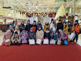 zdjęcie do artykułu: Wycieczka do Muzeum Bombki Choinkowej w Nowej Dębie