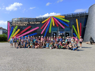 zdjęcie do artykułu: Wycieczka klas 2a,2c, 2d i 2f do Centrum Bajki w Pacanowie