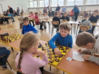 zdjęcie do artykułu: Sukcesy młodych szachistów.