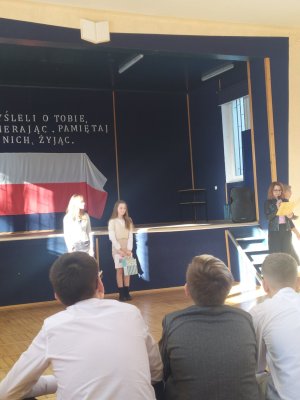 zdjęcie do artykułu: Sukces Basi Rzepki i Ewy Żydek na konkursie recytatorskim