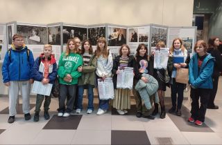 zdjęcie do artykułu: Uczniowie na Międzynarodowych Targach Książki