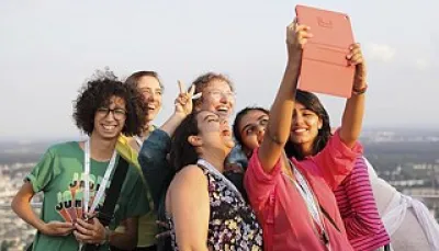 Fotogrenzenlos copyright goethe-institut valentinfanelbadiu klein-formatkey-jpg-default-formatkey-jpg-w320m 2