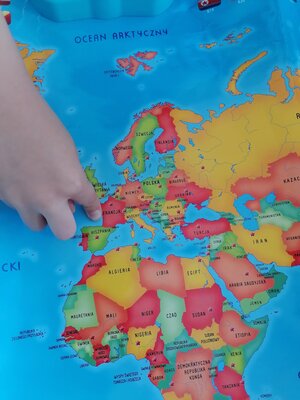 zdjęcie do artykułu: Flaga i godło Francji