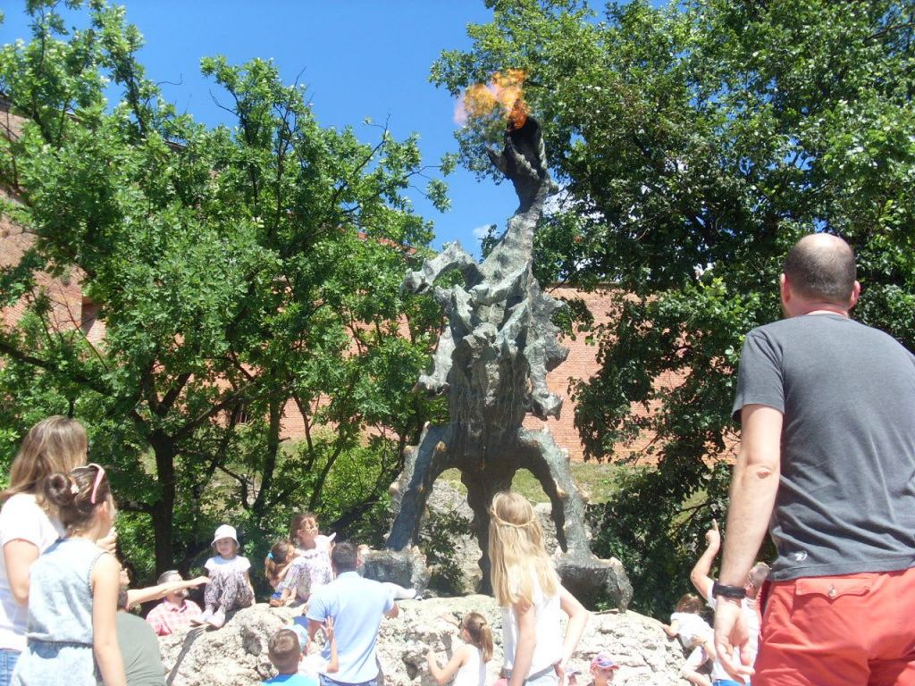 SL379268
