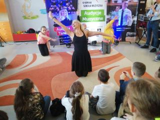 IMG_20200302_100046_BURST005-1040x780