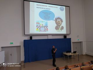 spotkanie z policjantem  1d 3