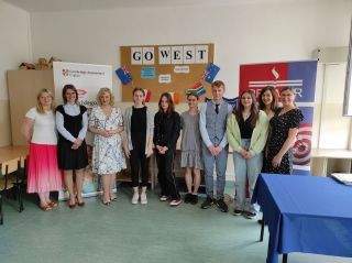 zdjęcie do artykułu: Agata Lemiech Laureatką Międzyszkolnego Konkursu z języka angielskiego Go West.