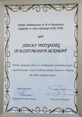 zdjęcie do artykułu: MAMY TO!!! - Nasza szkoła otrzymała tytuł SZKOŁY PRZYJAZNEJ  UTALENTOWANYM UCZNIOM