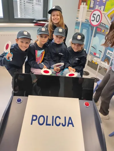 Tmp ff4c3370-32ef-4b00-ad41-3b1a80f442ee