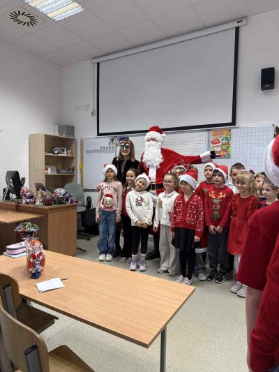 Tmp 45e7910f-8180-4f8b-a17c-99b7960c2d6f