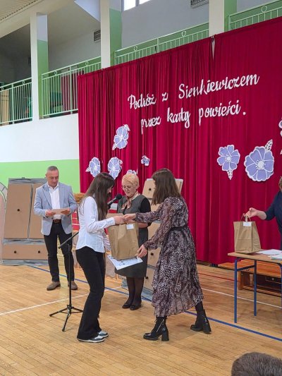 Tmp b988d2dd-edb0-4608-b164-54518bf448a6