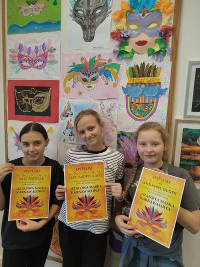 zdjęcie wprowadzające do artykułu: Szałowa maska karnawałowa