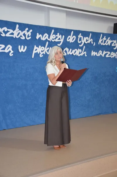 zdjęcie wprowadzające do artykułu: Uroczyste pożegnanie Absolwentów SP18