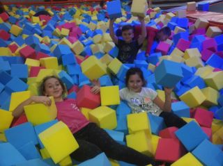 zdjęcie do artykułu: Mikołajkowe wyjście klasy 4b do FLYPARKU