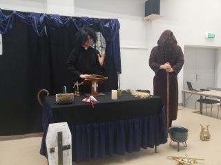 zdjęcie do artykułu: Mickiewiczowskie Dziady na scenie w Zespole Szkół Nr 7