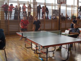 zdjęcie do artykułu: Miejskie Zawody Szkół Gimnazjalnych w tenisie stołowym