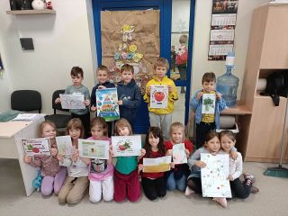 zdjęcie do artykułu: Dzielimy się wiedzą: owoce i warzywa, piramida zdrowia