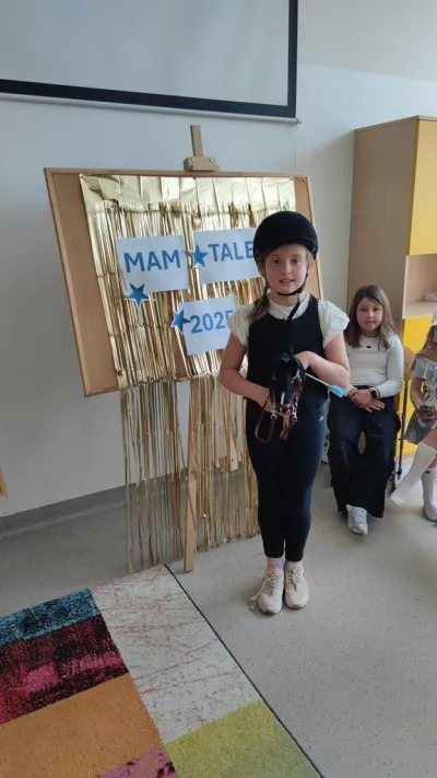 Multimedia (12)