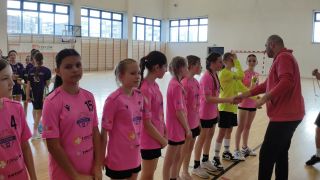 Igrzyska_Dzieci_-_dziewczynki_SP_18_(1)